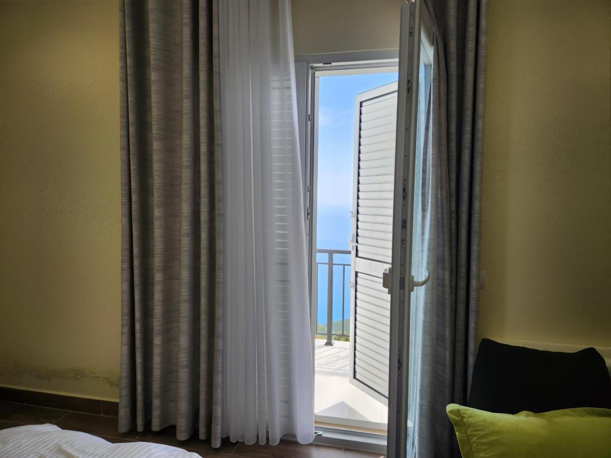 Llogora Dervishaliu Hotel Llogarai Nemzeti Park Kültér fotó